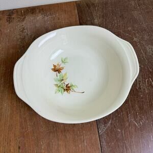 Salem Maple Leaf Cake Plate Round Serving Platter‎ USA 1960s Retro Vintage Tab